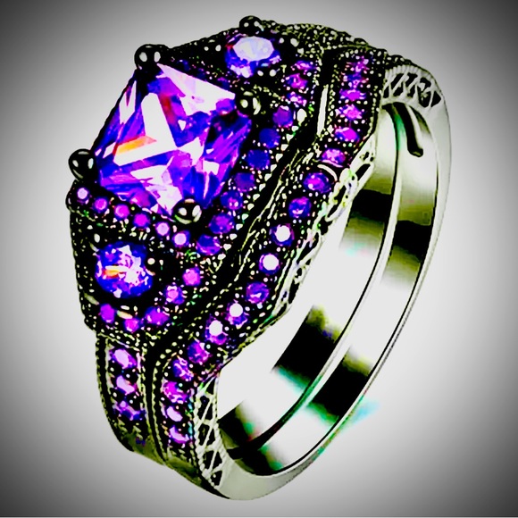 Beautiful Amethyst & White Sapphire Ring Set, Size 8. Discounted shipping! - Picture 7 of 8